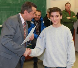 Timo Rebstock (re. Schlagwerk) mit "Erfolg" bestanden
